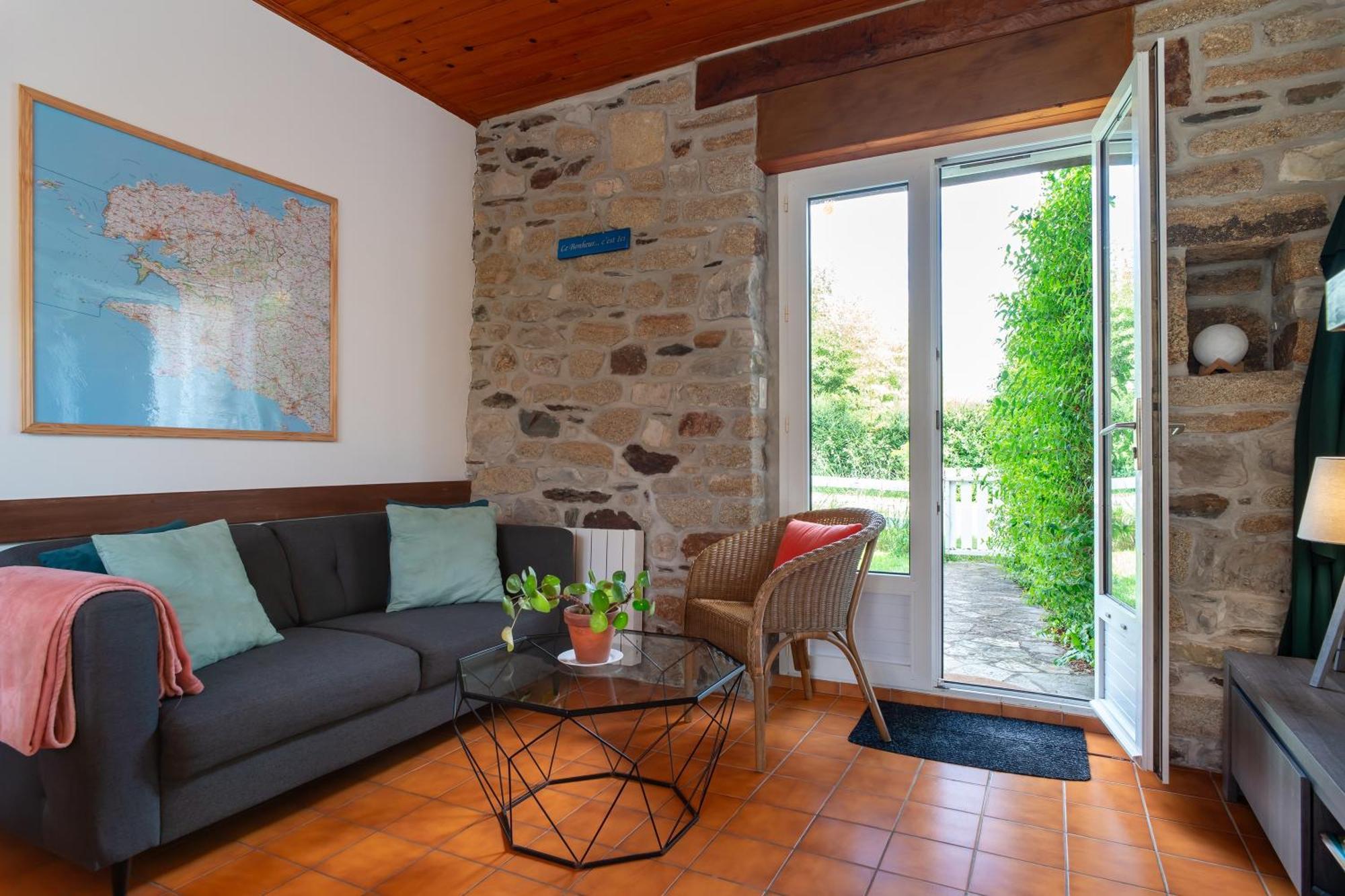 Loustic Villa Plomodiern Buitenkant foto
